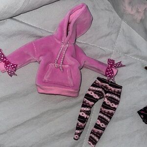 LOL OMG B Icy Gurl Pop BB Prism sweater and pants